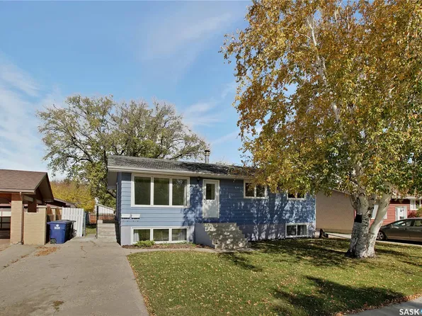 63 Jordan Place, Saskatoon, SK S7L 4J2