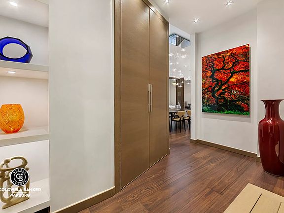 3rd image of 2112 Broadway #6E