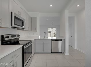 229 Annies Pl, Jacksonville, FL 32218