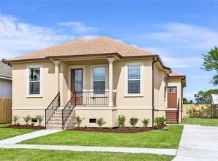 7411 Dartmoor Dr, New Orleans, LA 70127