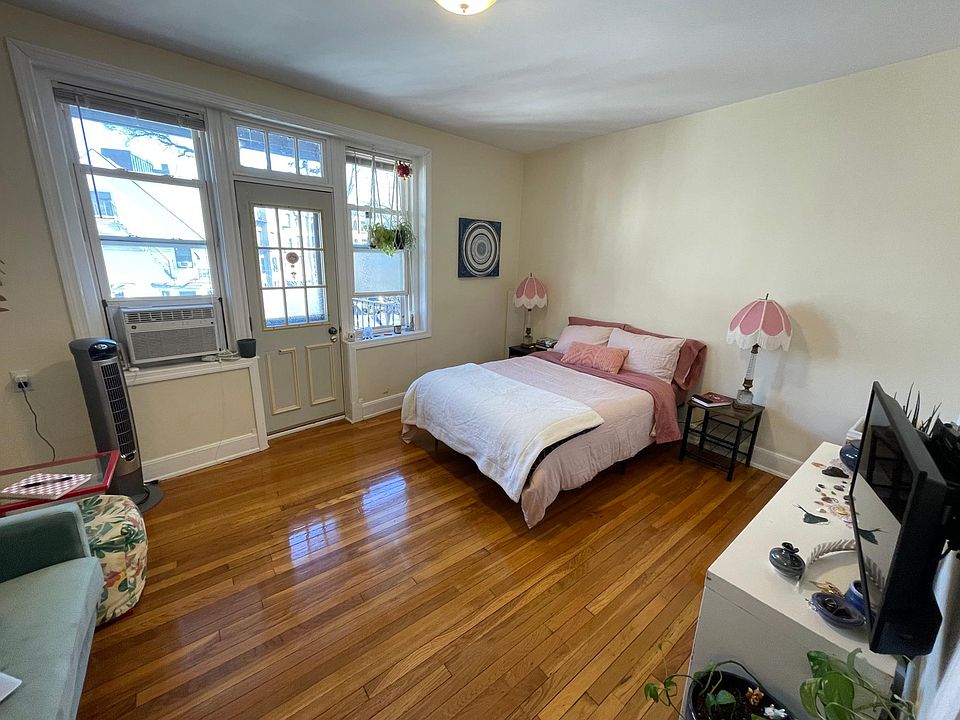 16 Lothian Rd Brighton MA Zillow