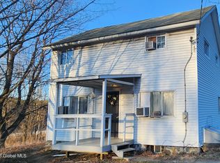 400 Middleline Rd, Ballston Spa, NY 12020