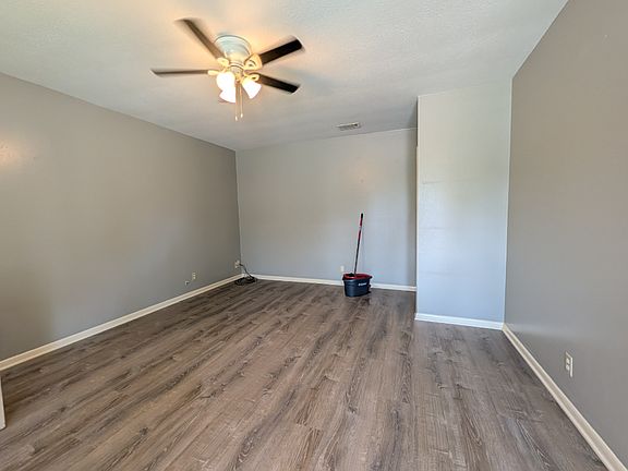 2nd image of 3001 Jefferson Ave #1