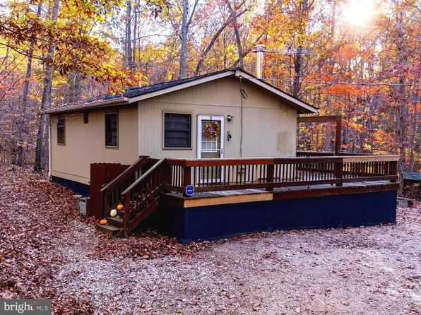 335 Wildwood Ln, Shenandoah, VA 22849