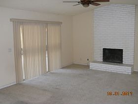 4th image of 470 S Villa Ave