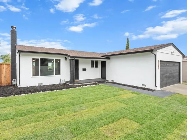 725 Lockwood Drive, Vallejo, CA 94591