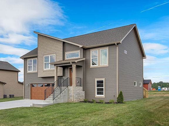 2nd image of 211 Donegal Dr Lot 139