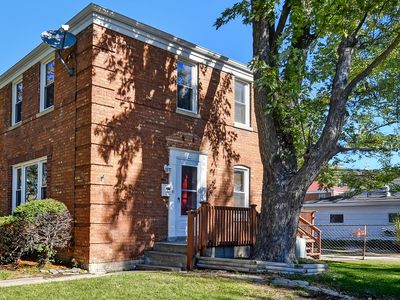 8303 Lawndale Ave, Skokie, IL, 60076