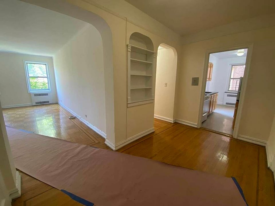 1st image of 64-62 Booth St #3I