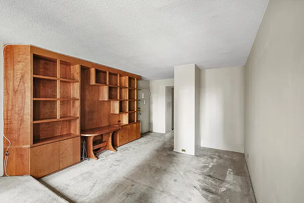 Rented by Oxford Property Group | media 12