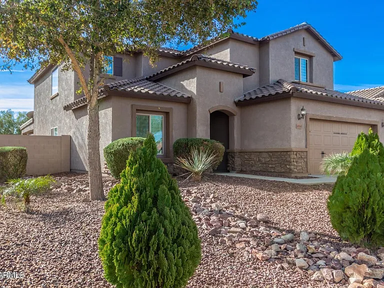 10763 W Cottontail Ln — Photo 4