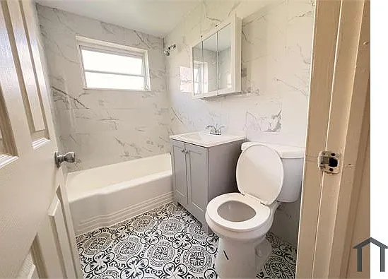 2 bed, 984 sqft, $2,500 — Photo 3