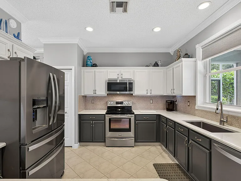 3738 Old Lighthouse Cir #SEASON RENTAL — Photo 21
