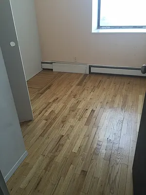 Rented by Alexander Bilu, LREB | media 17