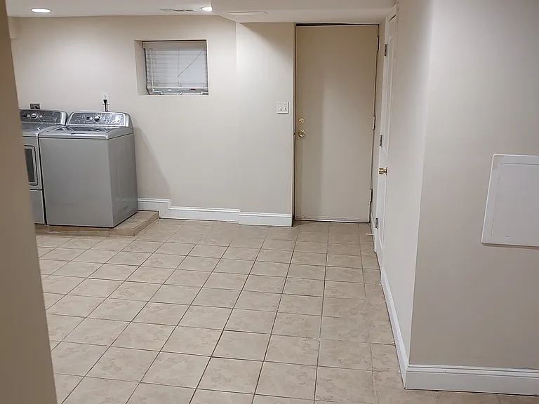 406 Ingraham St NW — Photo 19