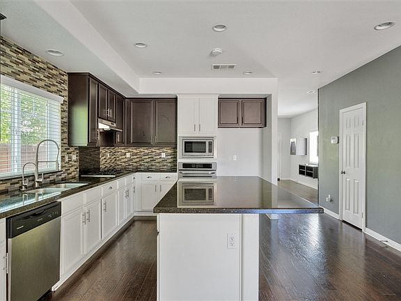 5th image of 31163 Chesapeake Ln