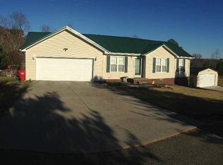 70 Lake Breeze Ln, Corbin, KY 40701