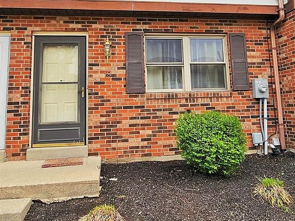 2nd image of 2065 Woodtrail Dr APT 19