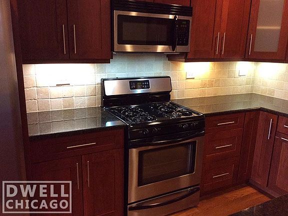 3rd image of 2900 W Belmont Ave #401