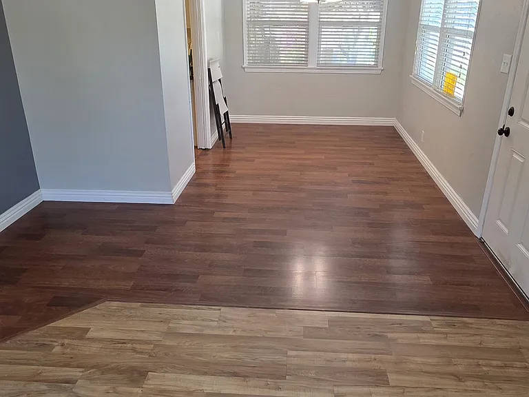 2516 Charleston Dr — Photo 2