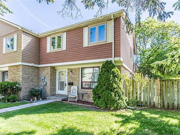 2nd image of 98 Falconer Dr #19