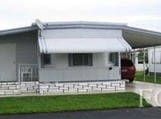 915 Rainbow Ln, North Fort Myers, FL 33917