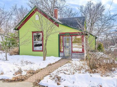 723 W 8th St, Bloomington, IN, 47404