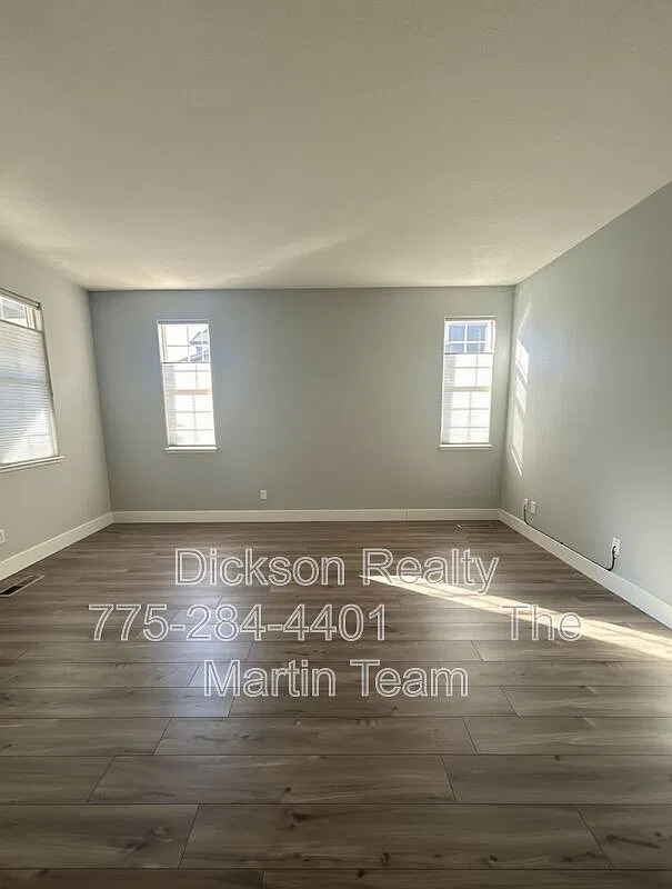 4 bed, 2.5 bath, 2689 sqft, $4,195 — Photo 3