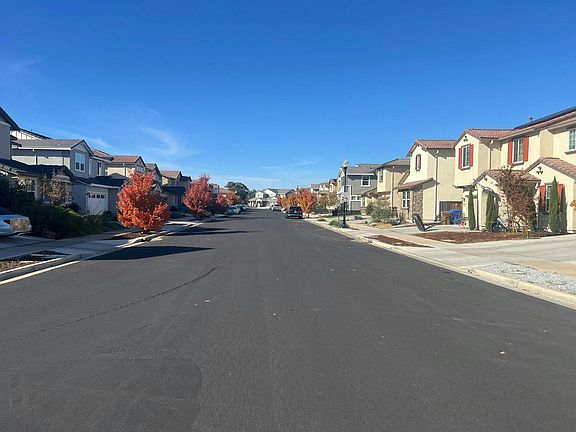 4th image of 199 Canary Creek Way