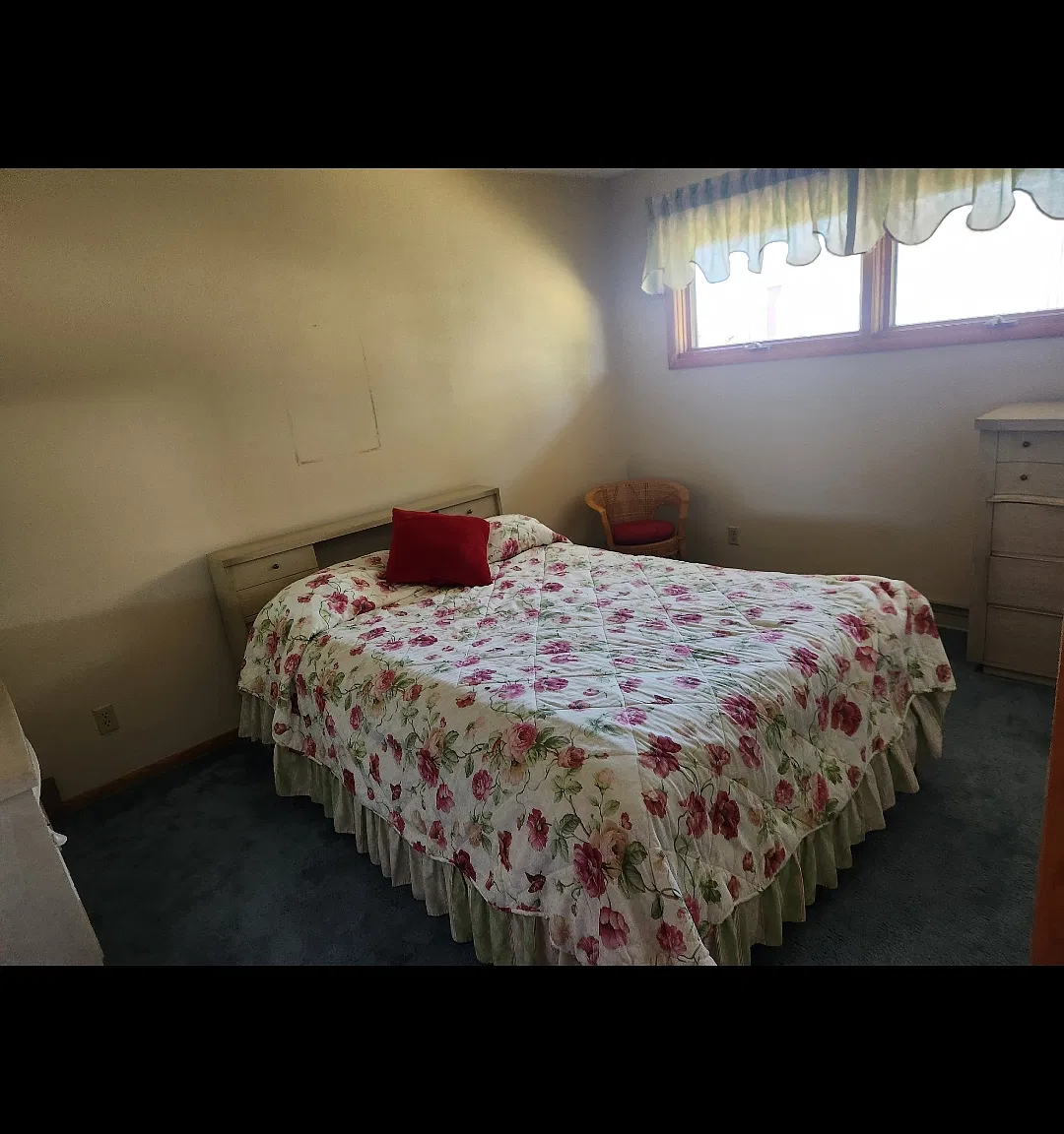 3 bed, 1750 sqft, $2,000 — Photo 3