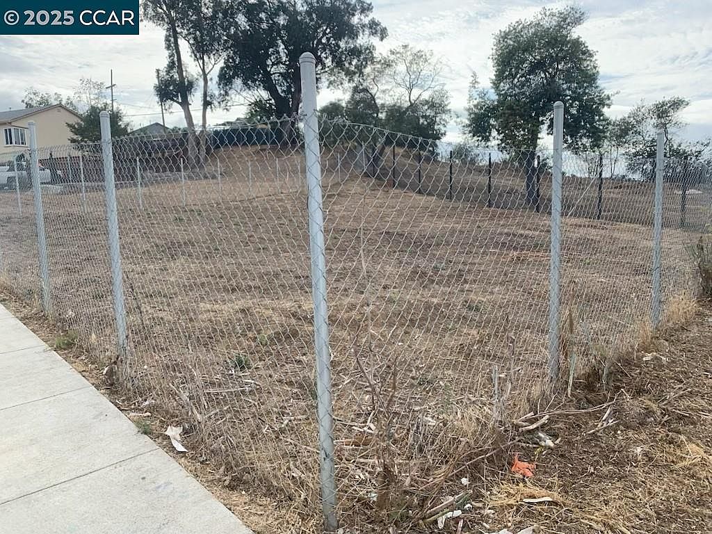 139 Laurel St, Vallejo, CA 94591 | Zillow