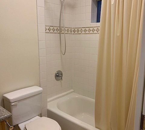 5th image of 11124 Burbank Blvd APT 103