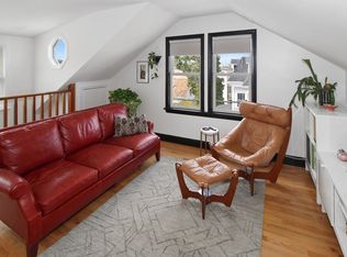 342 Spring St #3, Newport, RI 02840