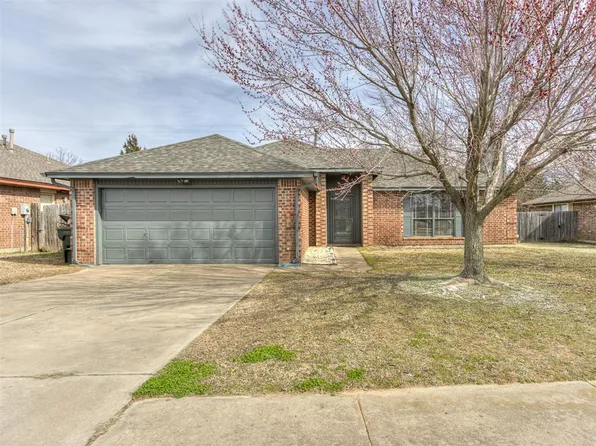1808 Mark Wood St, Midwest City, OK 73130