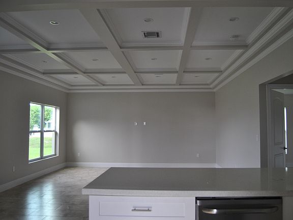 4th image of 4481 SW Hagaplan