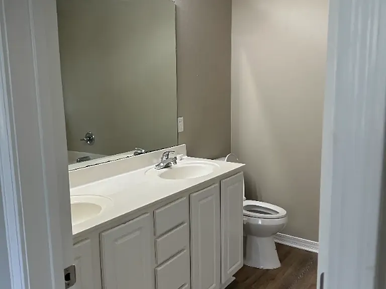 316 Peoria Blvd — Photo 10