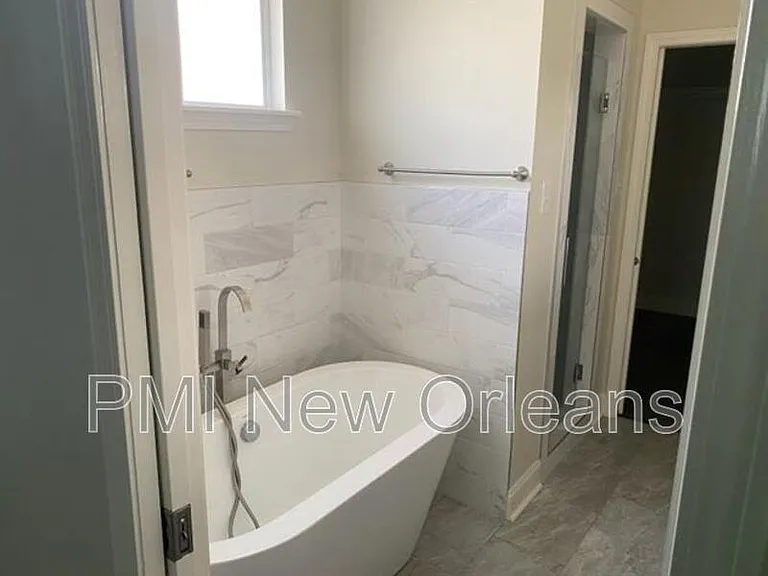 1201 Gordon St — Photo 9