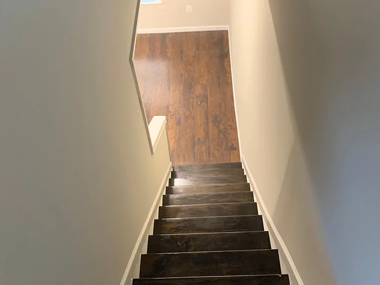 823 S Allison St — Photo 12