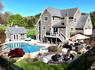 10 Ryans Way, Burlington, CT 06013