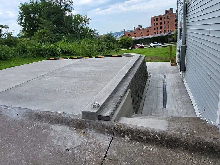 613 Pershing Ave — Photo 30