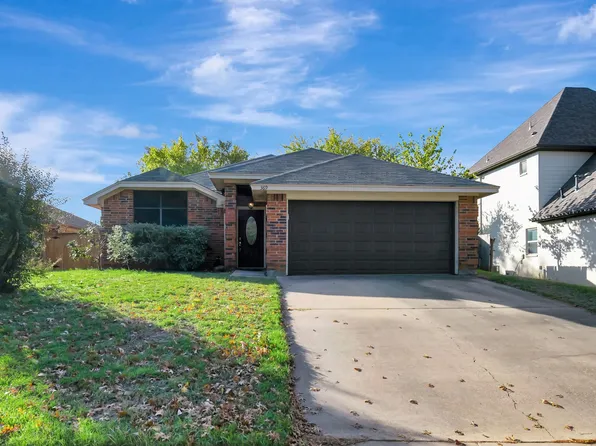 369 Banyan Dr, Grapevine, TX 76051