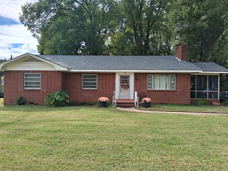 Statesville Blvd — Photo 7