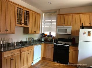 1043 W Webster Avenue #Second Floor, Chicago, IL 60614