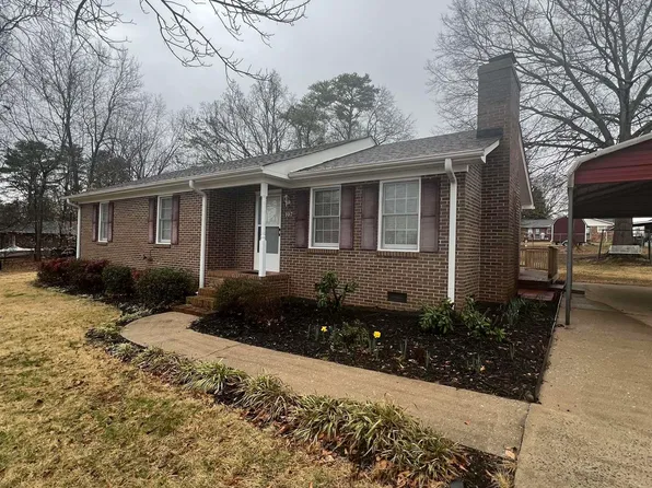 107 Bivings Dr, Duncan, SC 29334