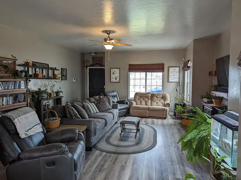 636 Forty Niner Ct — Photo 4