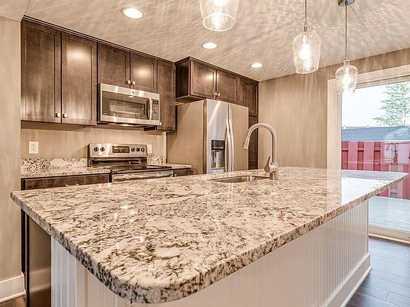 5th image of 7446 Avon Dr Unit G