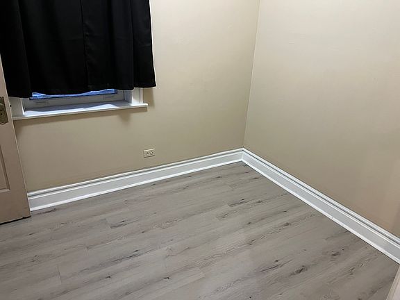 4th image of 1454 N Ashland Ave #1R