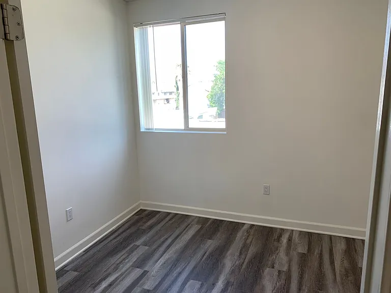 Now Leasing @ Archwood Court Apartments — Photo 14