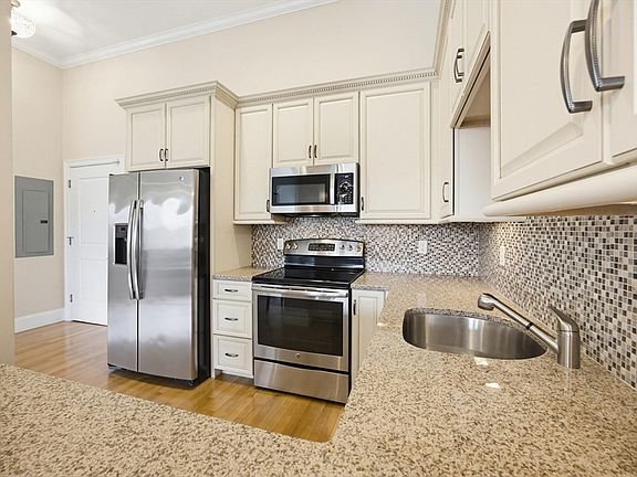 5th image of 100 Nahant St Unit 380