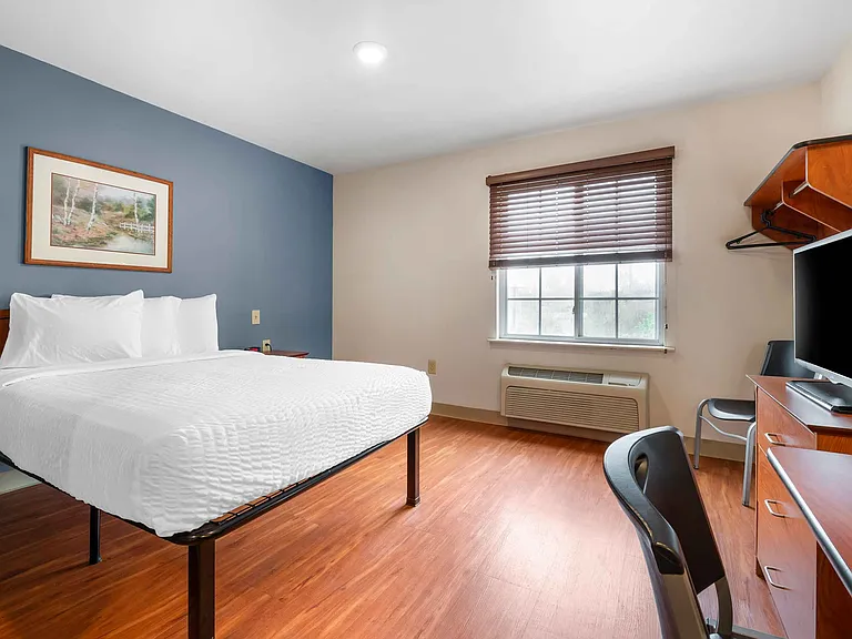 Studio Suite - 1 Full Bed